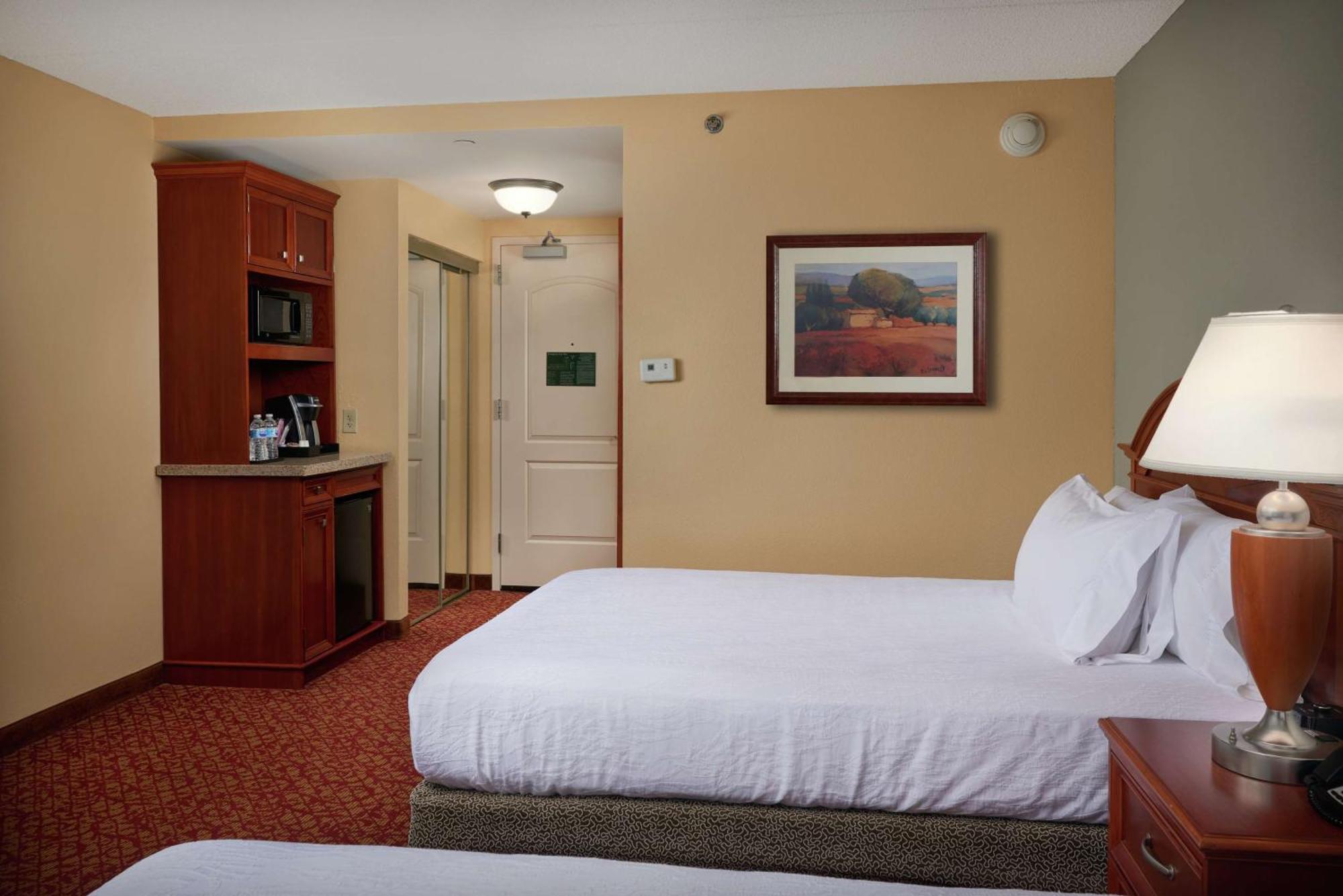 Hilton Garden Inn Νιούπορτ Νιουζ Εξωτερικό φωτογραφία