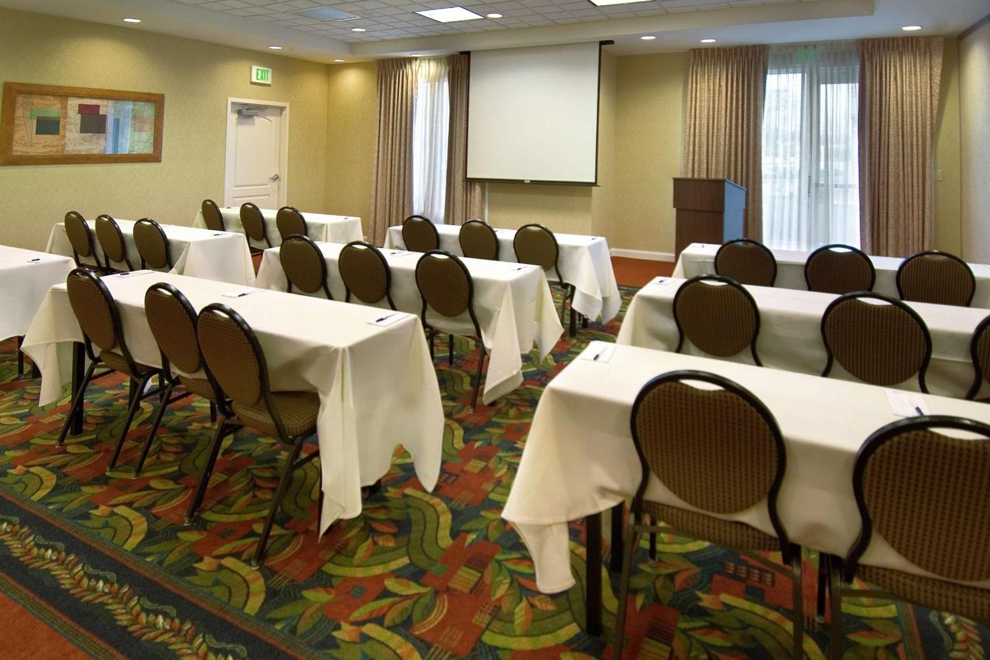 Hilton Garden Inn Νιούπορτ Νιουζ Εξωτερικό φωτογραφία