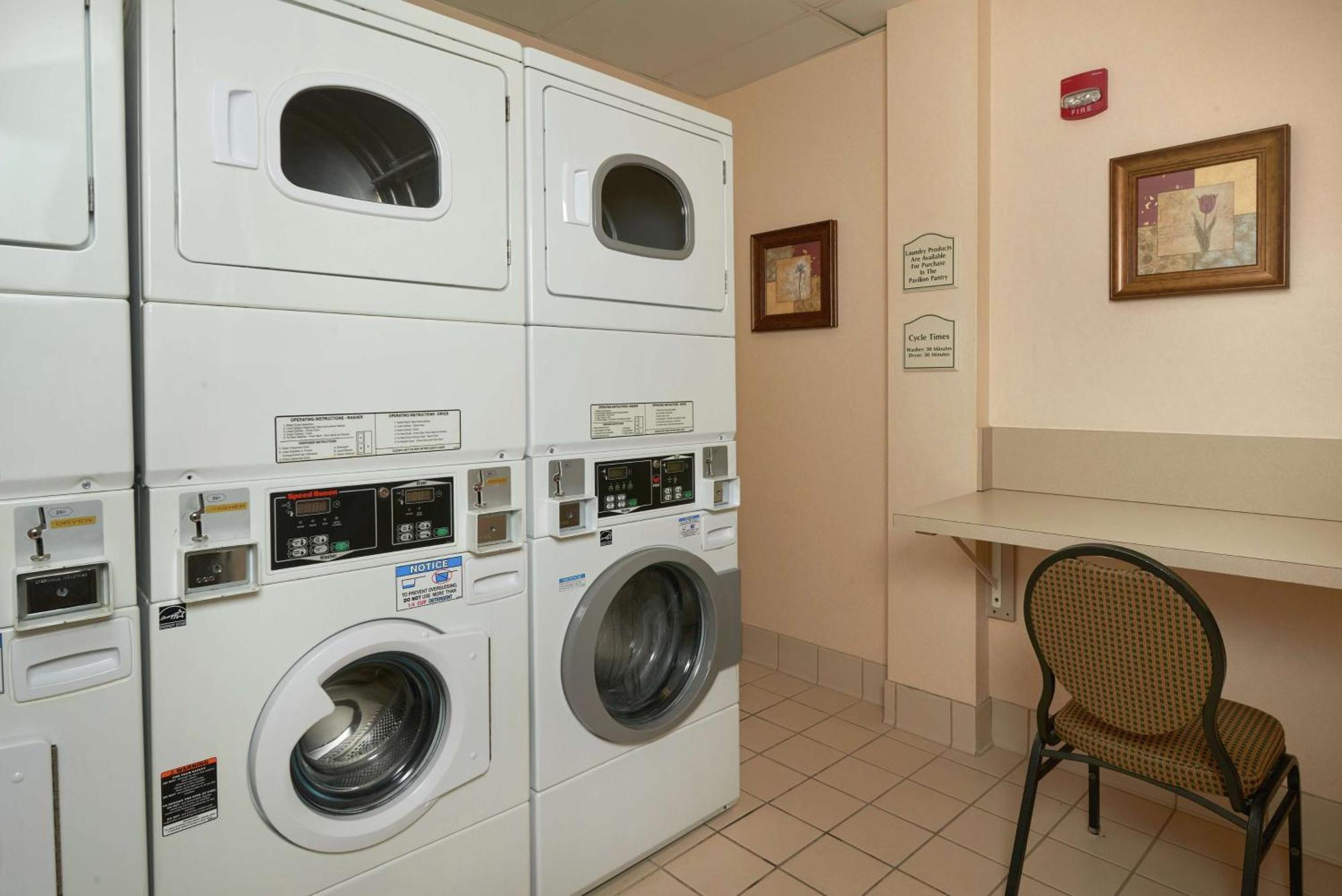 Hilton Garden Inn Νιούπορτ Νιουζ Εξωτερικό φωτογραφία