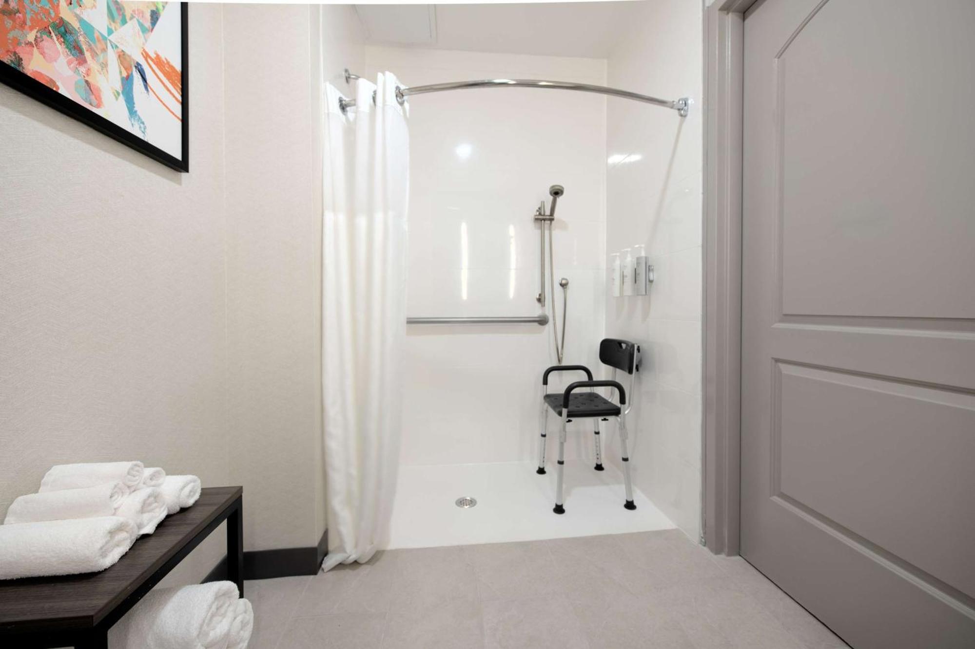 Hilton Garden Inn Νιούπορτ Νιουζ Εξωτερικό φωτογραφία